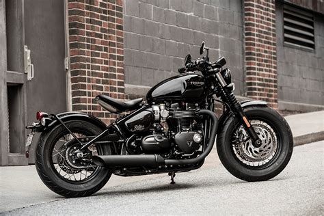 triumph bonneville bobber price india